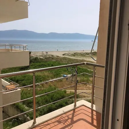 Casa Fronte Mare * Vlore