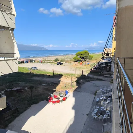 アパート Sea View Vlorë